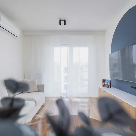 Modern In Podgórze By Renters Cracovia
